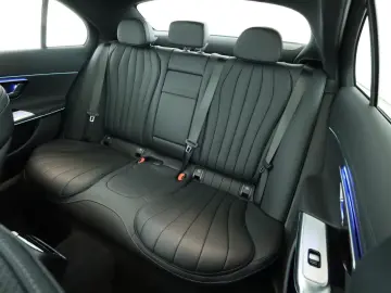Mercedes-Benz E 400 e 4MATIC  360  Pano Amg Prem