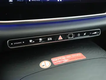 Mercedes-Benz E 400 e 4MATIC  360  Pano Amg Prem