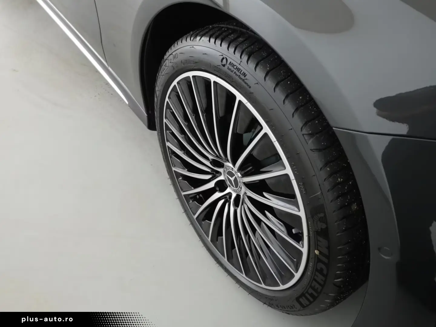 Mercedes-Benz E 400 e 4MATIC  360  Pano Amg Prem