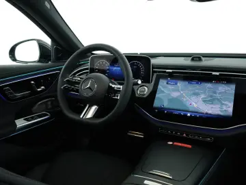Mercedes-Benz E 400 e 4MATIC  360  Pano Amg Prem