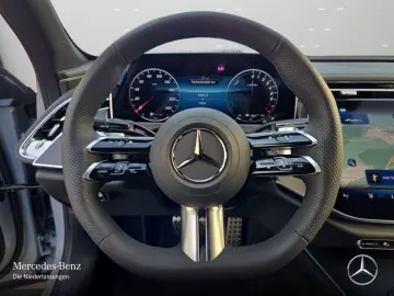 MERCEDES-BENZ E 400 e 4M AMG Prem  PANO NIGHT 20  Bur4D HUD