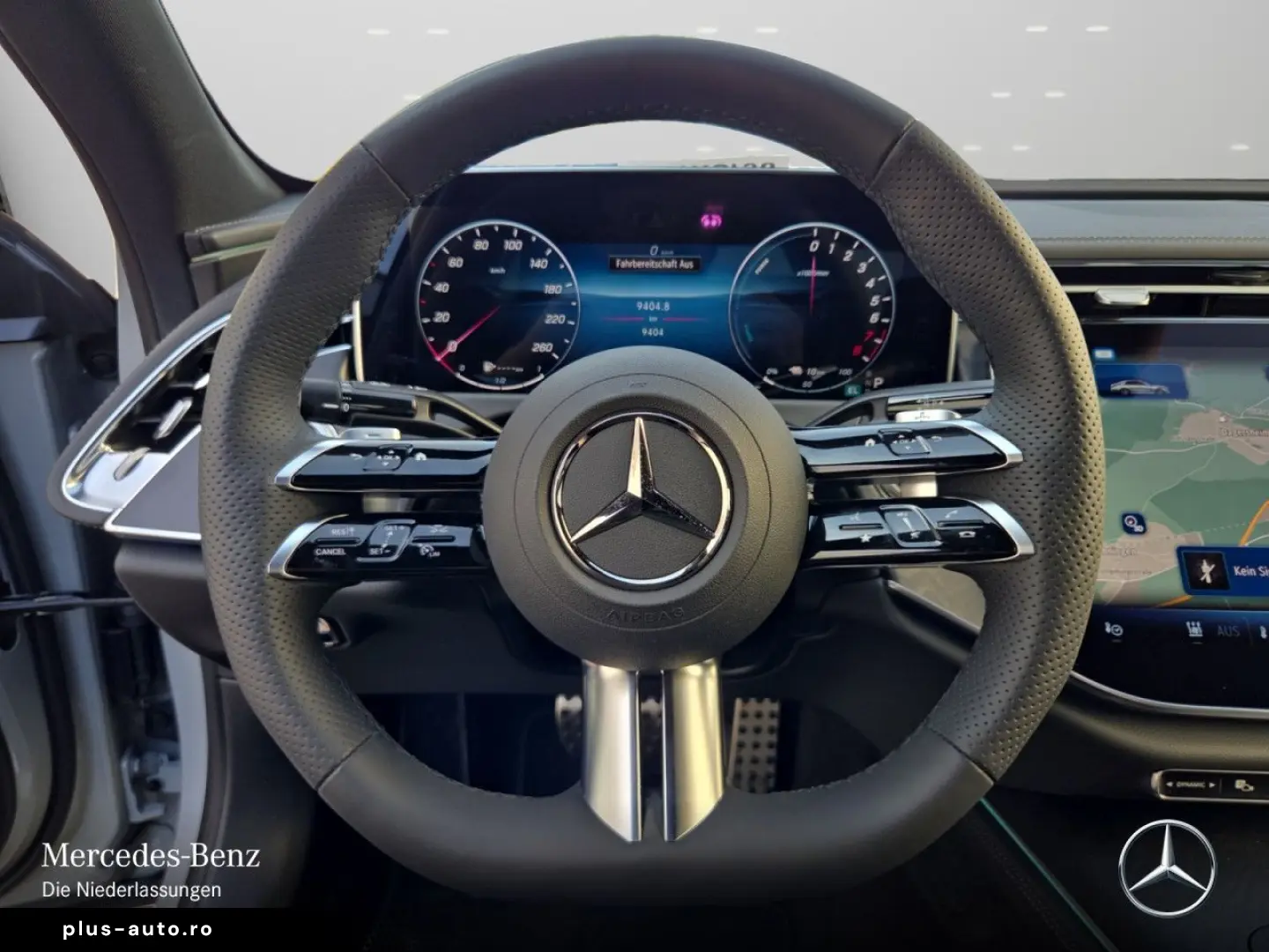 MERCEDES-BENZ E 400 e 4M AMG Prem  PANO NIGHT 20  Bur4D HUD