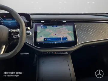 MERCEDES-BENZ E 400 e 4M AMG Prem  PANO NIGHT 20  Bur4D HUD
