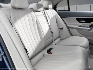 Mercedes-Benz E 400 e 4M  Premium  Superscreen Pano