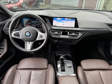 BMW 218i Gran Coupe M Sport HUD ACC