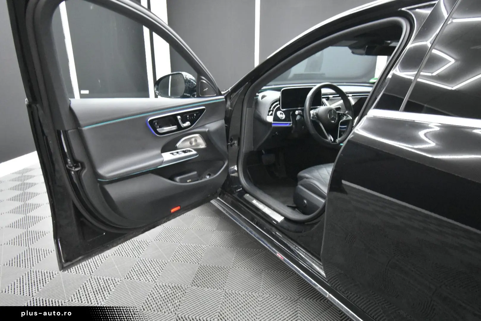 MERCEDES-BENZ E400e 4Matic Exclusive PremiumPlus DIG&hellip;