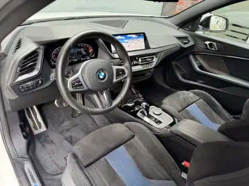 BMW 218i GranCoupe M Sport M seats h k ACC