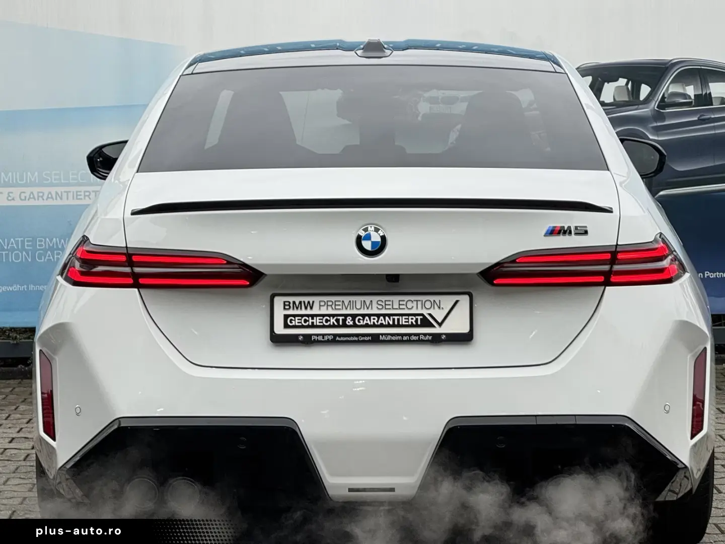 BMW M5 Limousine M-Drive-Pack B&W Carbon