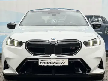 BMW M5 Limousine M-Drive-Pack B&W Carbon