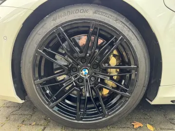 BMW M5 Limousine M-Drive-Pack B&W Carbon