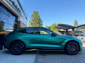 ASTON MARTIN DBX707 AMR23   Podium Green   Carbon Keramik