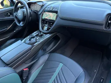 ASTON MARTIN DBX707 AMR23   Podium Green   Carbon Keramik