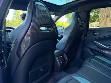 ASTON MARTIN DBX707 AMR23   Podium Green   Carbon Keramik