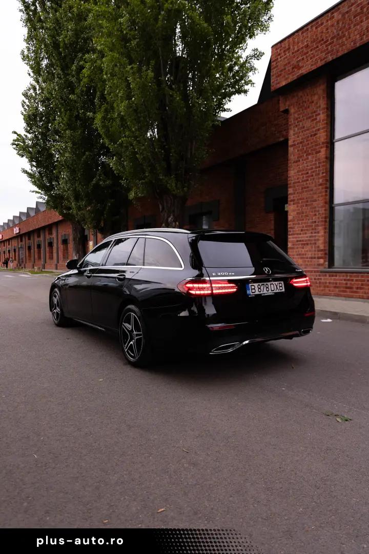 Mercedes-Benz E 300