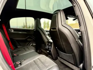 Porsche Cayenne-Coupe