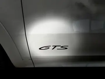 Porsche Cayenne-Coupe