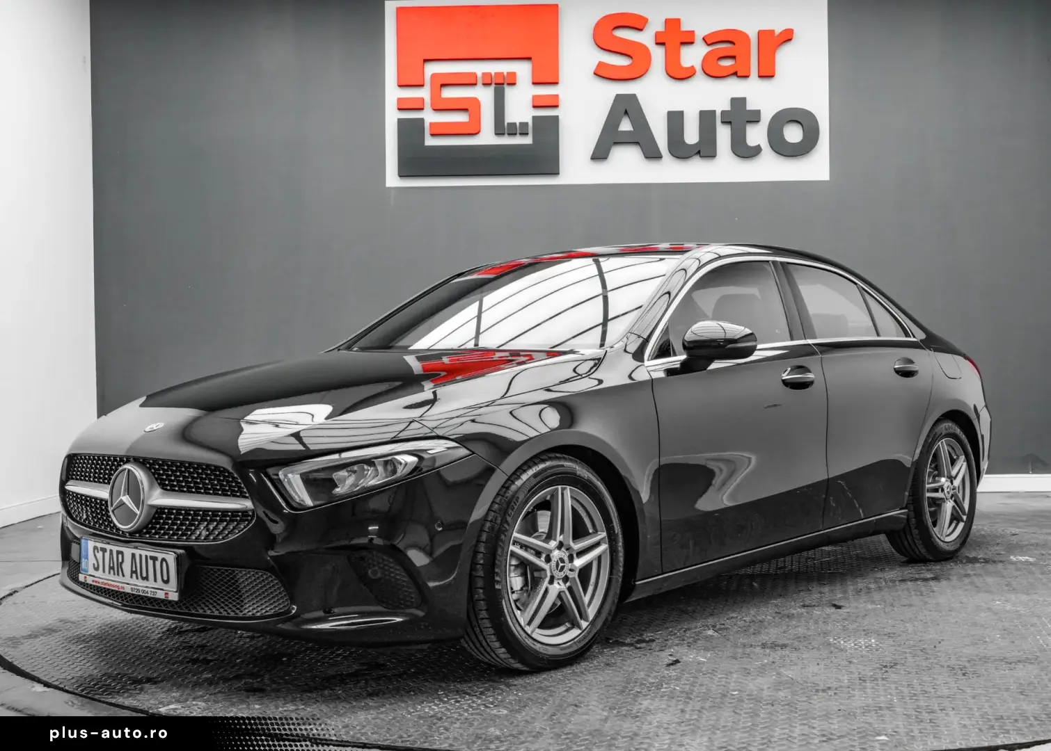 Mercedes-Benz A-220