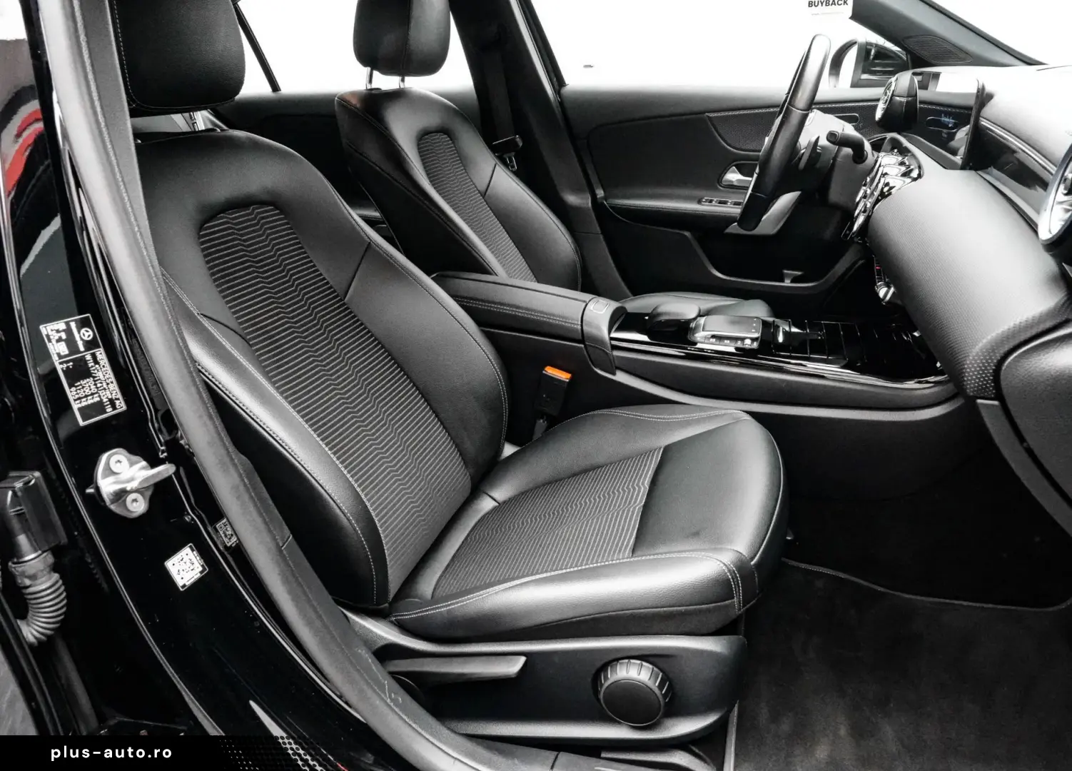 Mercedes-Benz A-220