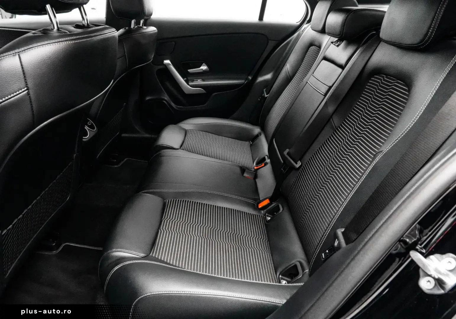 Mercedes-Benz A-220
