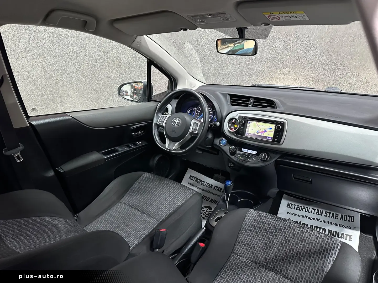 Toyota Yaris 2013 Automat •1.5Benzina Hybrid•