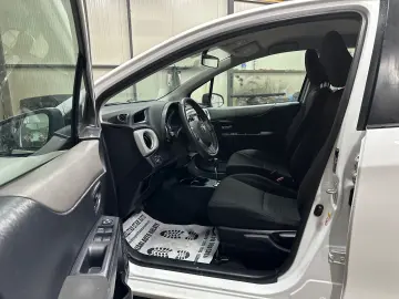 Toyota Yaris 2013 Automat •1.5Benzina Hybrid•
