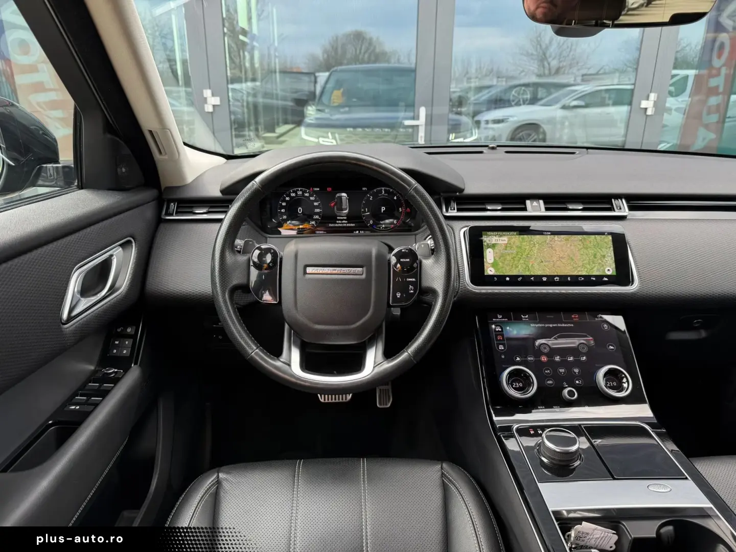 Land-Rover Range-Rover-Velar