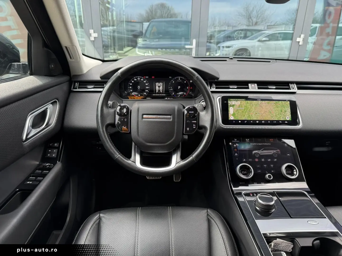 Land-Rover Range-Rover-Velar