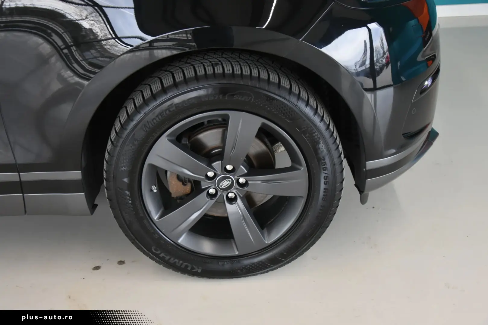 Land-Rover Range-Rover-Velar