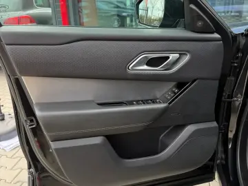 Land-Rover Range-Rover-Velar