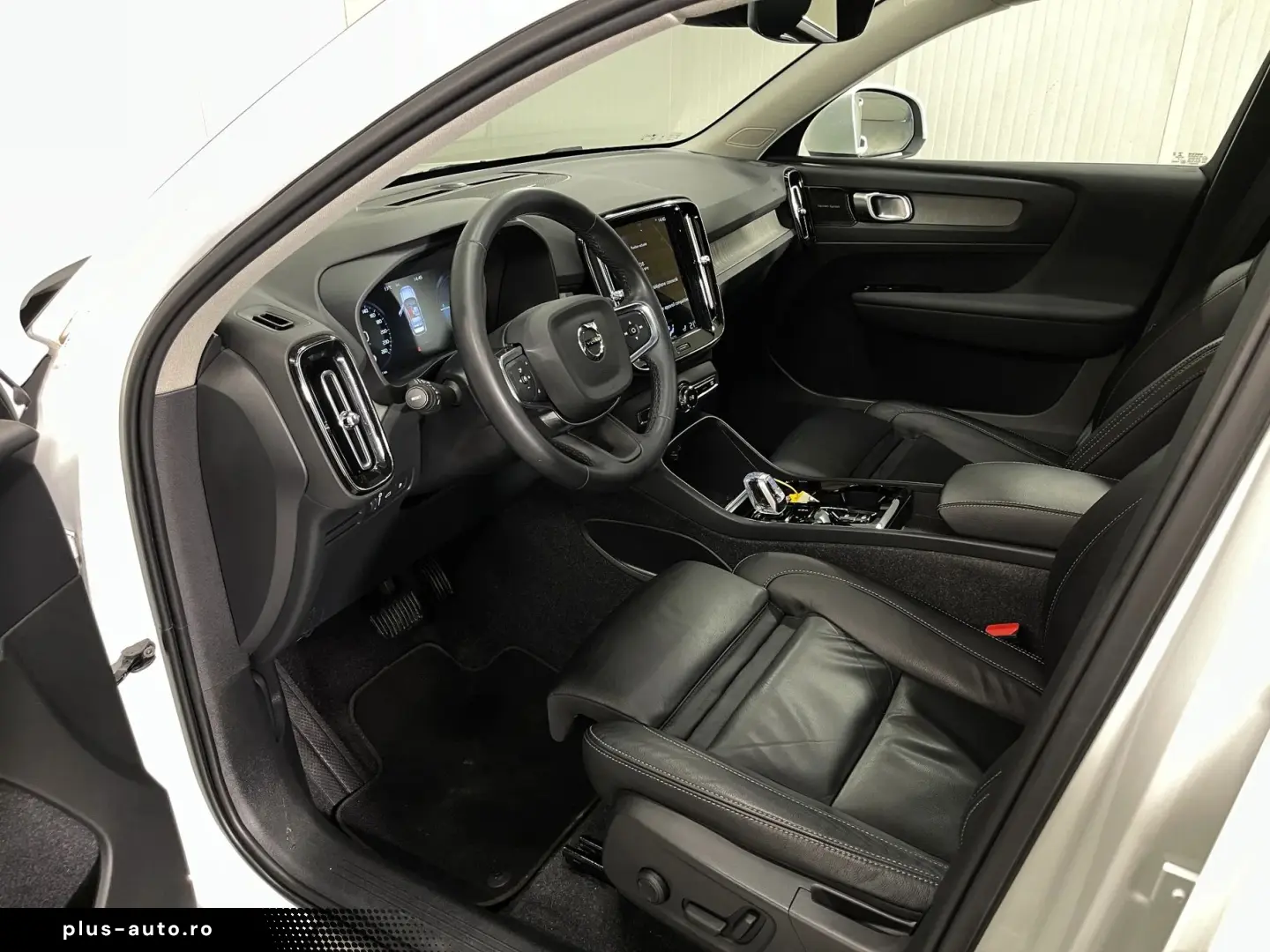Volvo Xc-40