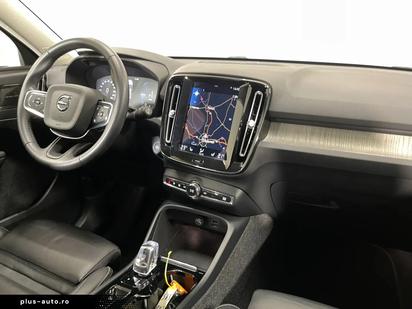 Volvo Xc-40