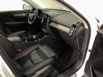 Volvo Xc-40