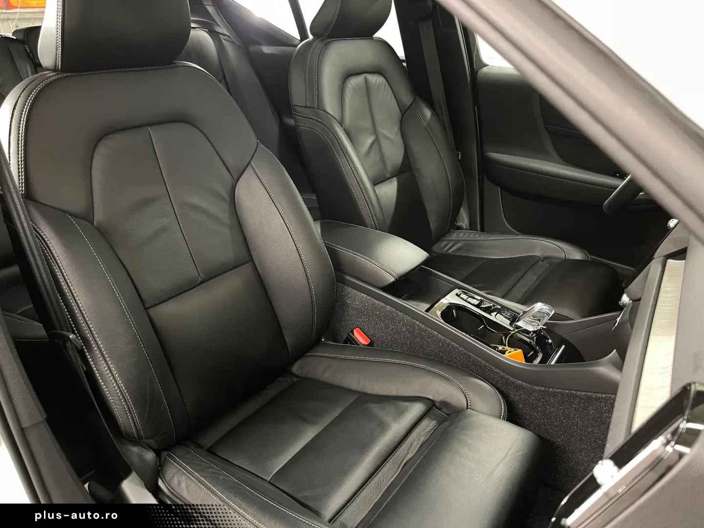 Volvo Xc-40