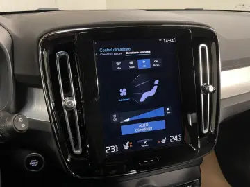 Volvo Xc-40