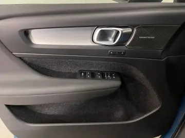 Volvo Xc-40
