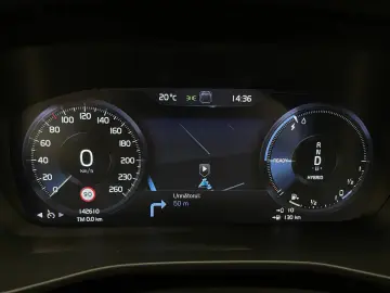 Volvo Xc-40
