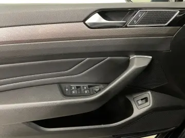 Volkswagen Passat-Alltrack