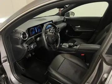 Mercedes-Benz Cla-200