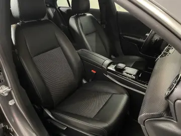 Mercedes-Benz Cla-200
