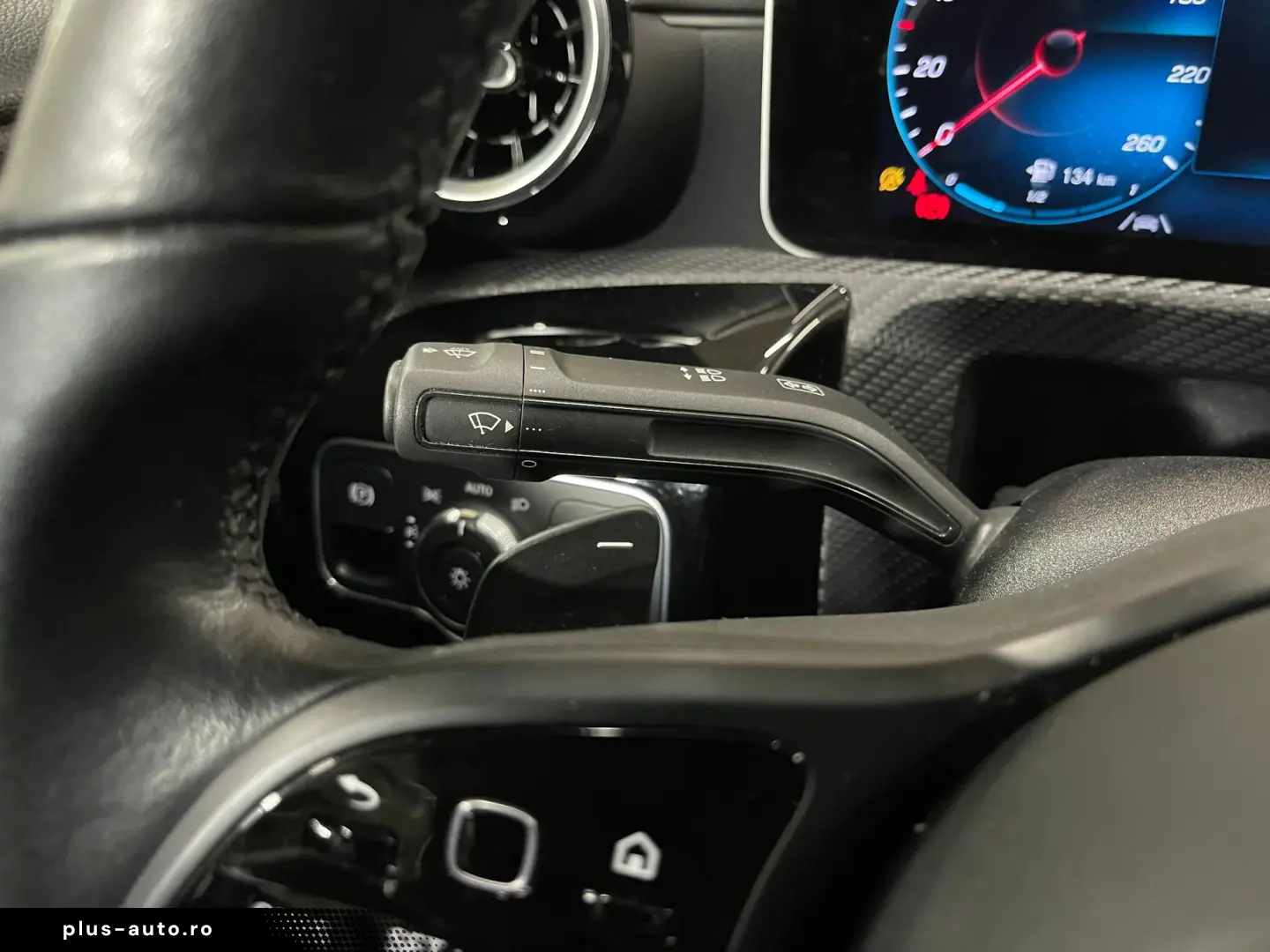 Mercedes-Benz Cla-200