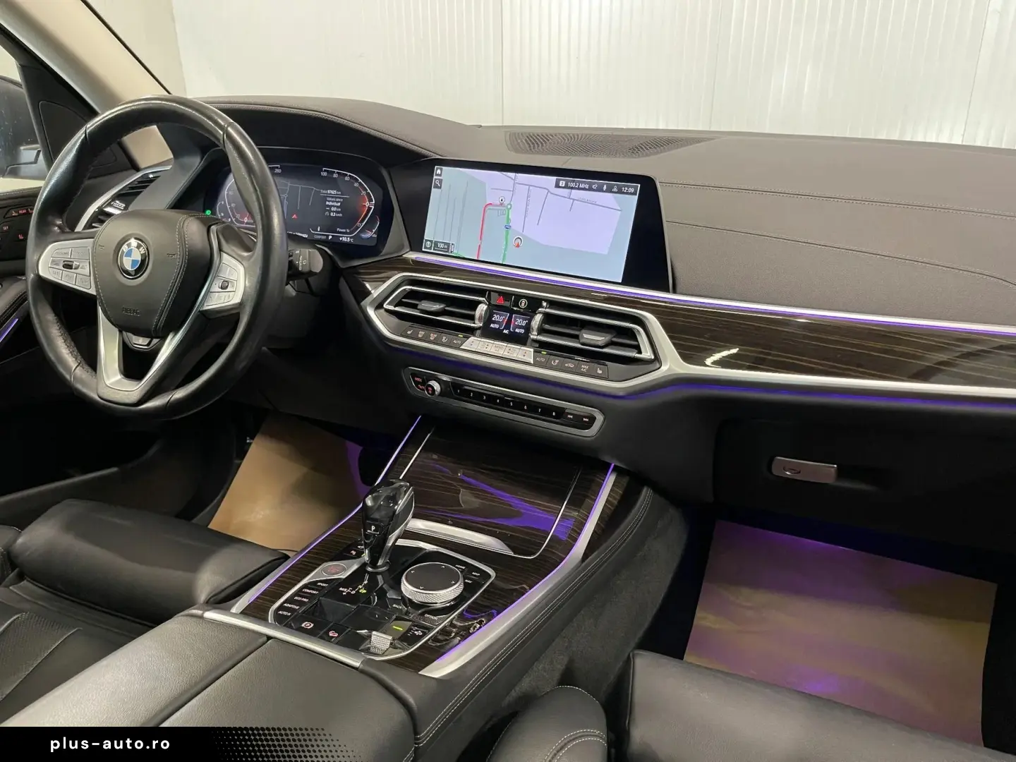 Bmw X-7