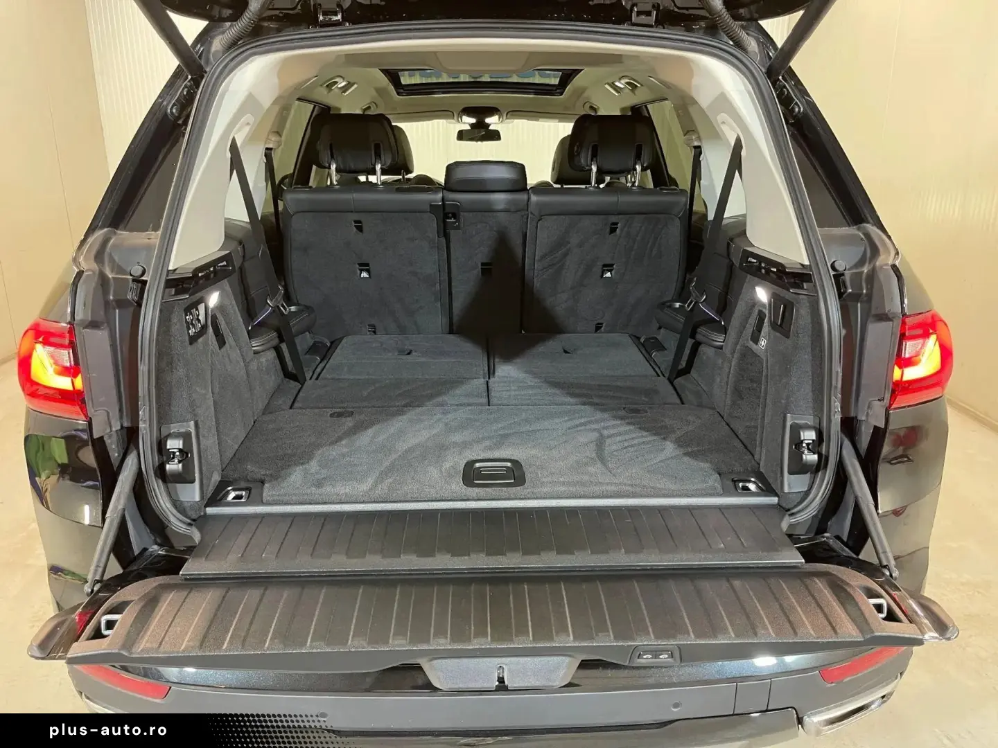 Bmw X-7