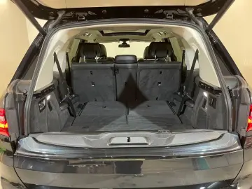 Bmw X-7