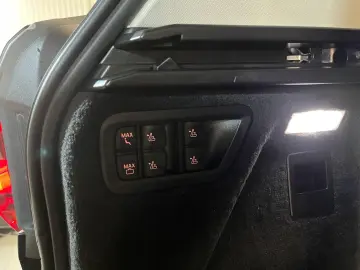 Bmw X-7