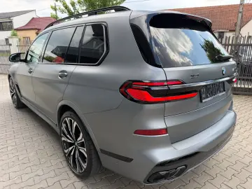 Bmw X-7