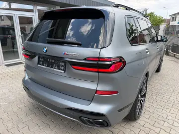 Bmw X-7