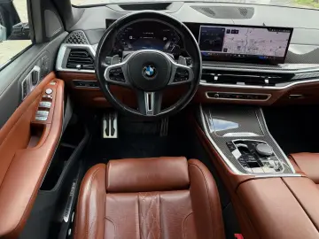 Bmw X-7