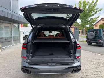Bmw X-7