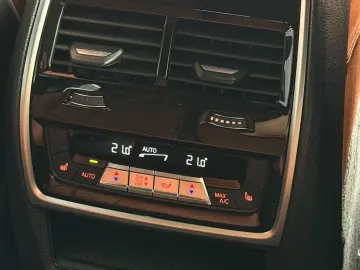 Bmw X-7