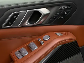 Bmw X-7